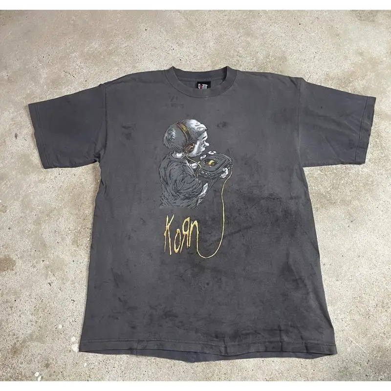 تي شيرت كورن فولو ذا ليدر بتصم - مراجعة Band Tee Faded 90S وسعره